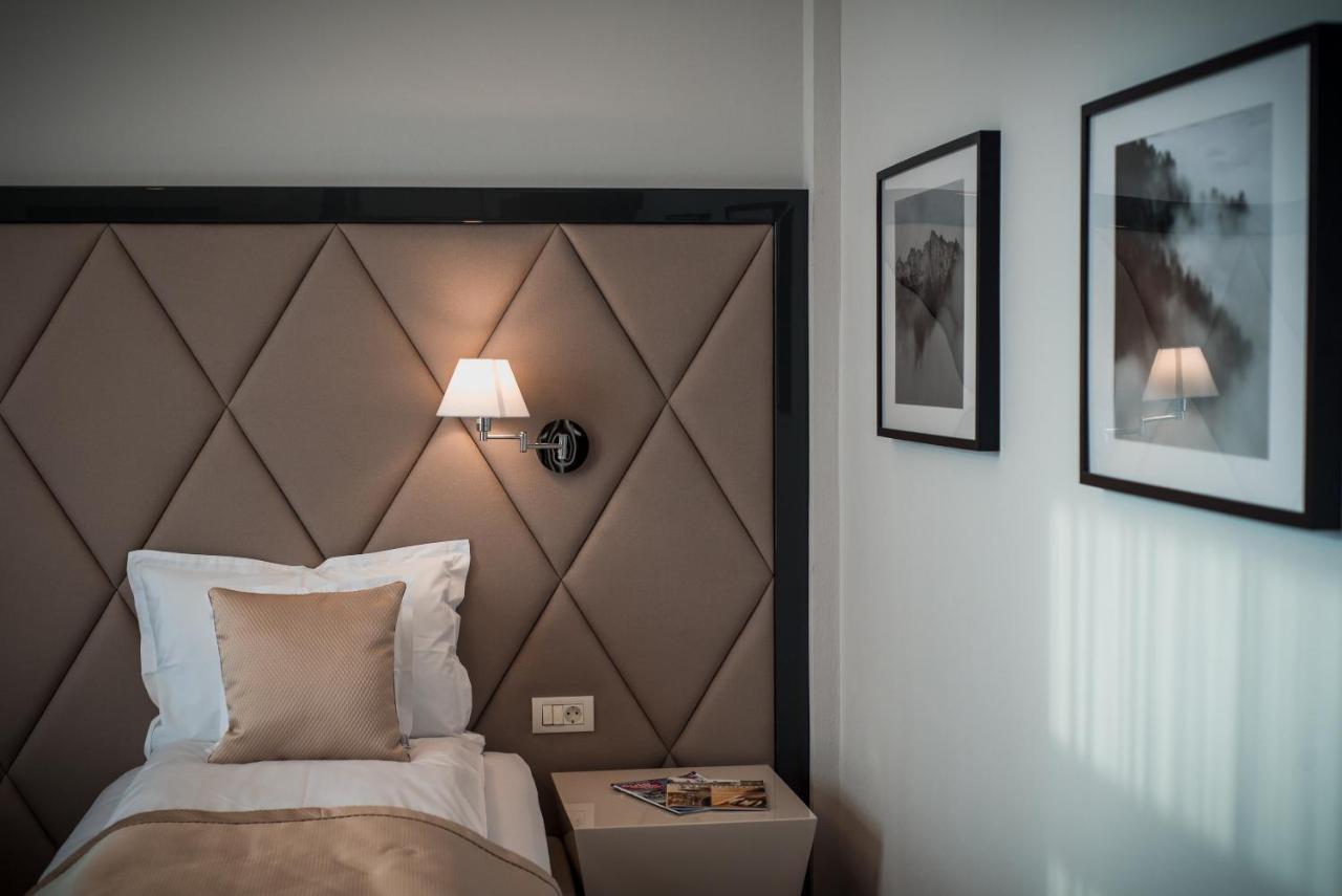 Element Hotel Alba Iulia Ngoại thất bức ảnh